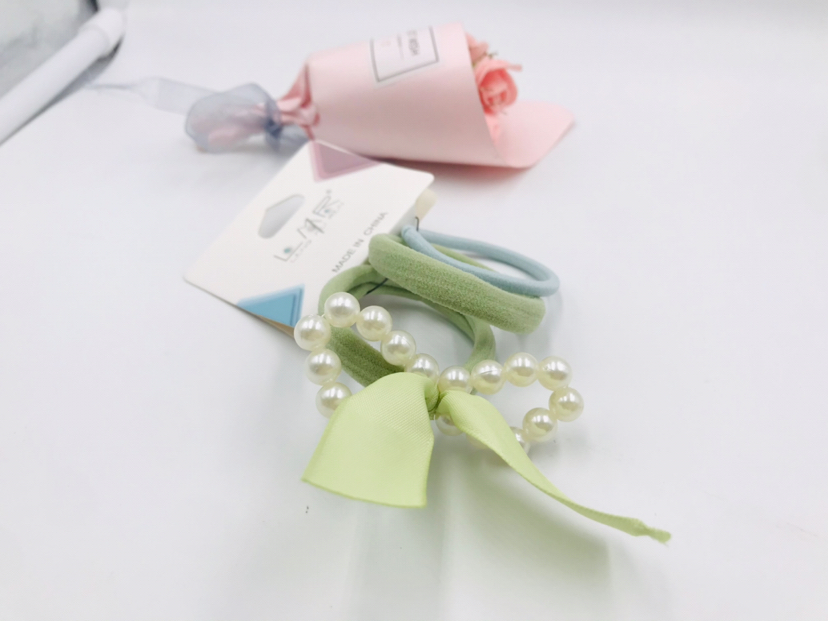 Pearl Rivets Hair Bands Do Not Wrap Hair Fashion Rubber Band Head Hairtie High Elastic Seamless Jewelry Headdress Pearl Rivets Hair Bands Do Not Wrap Hair Fashion Rubber Band Head Hairtie High Elastic Seamless Jewelry Headdress