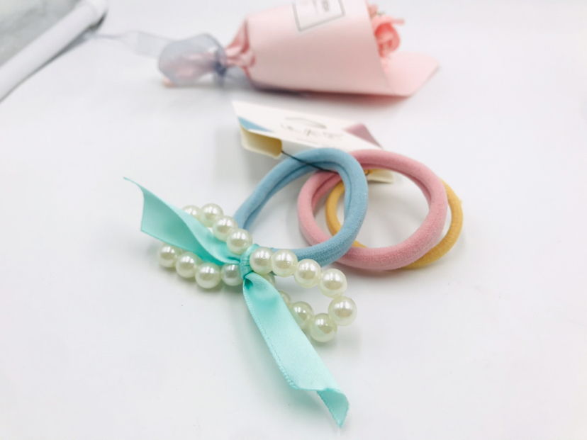 Pearl Rivets Hair Bands Do Not Wrap Hair Fashion Rubber Band Head Hairtie High Elastic Seamless Jewelry Headdress Pearl Rivets Hair Bands Do Not Wrap Hair Fashion Rubber Band Head Hairtie High Elastic Seamless Jewelry Headdress