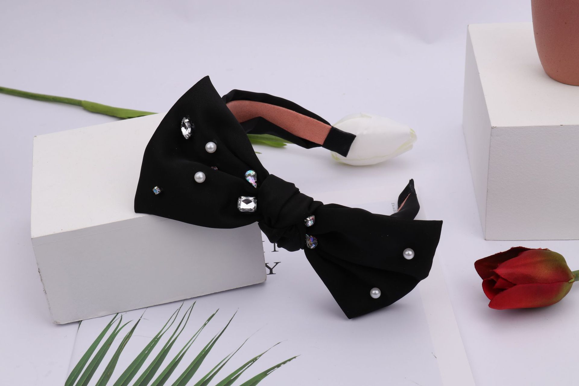 New Fabric Craft Broadside Knotted Hair Hoop Rabbit Ear Bow Hair Accessories Elegant Internet Influencer Pearl Hair Band Headband New Fabric Craft Broadside Knotted Hair Hoop Rabbit Ear Bow Hair Accessories Elegant Internet Influencer Pearl Hair Band Headband