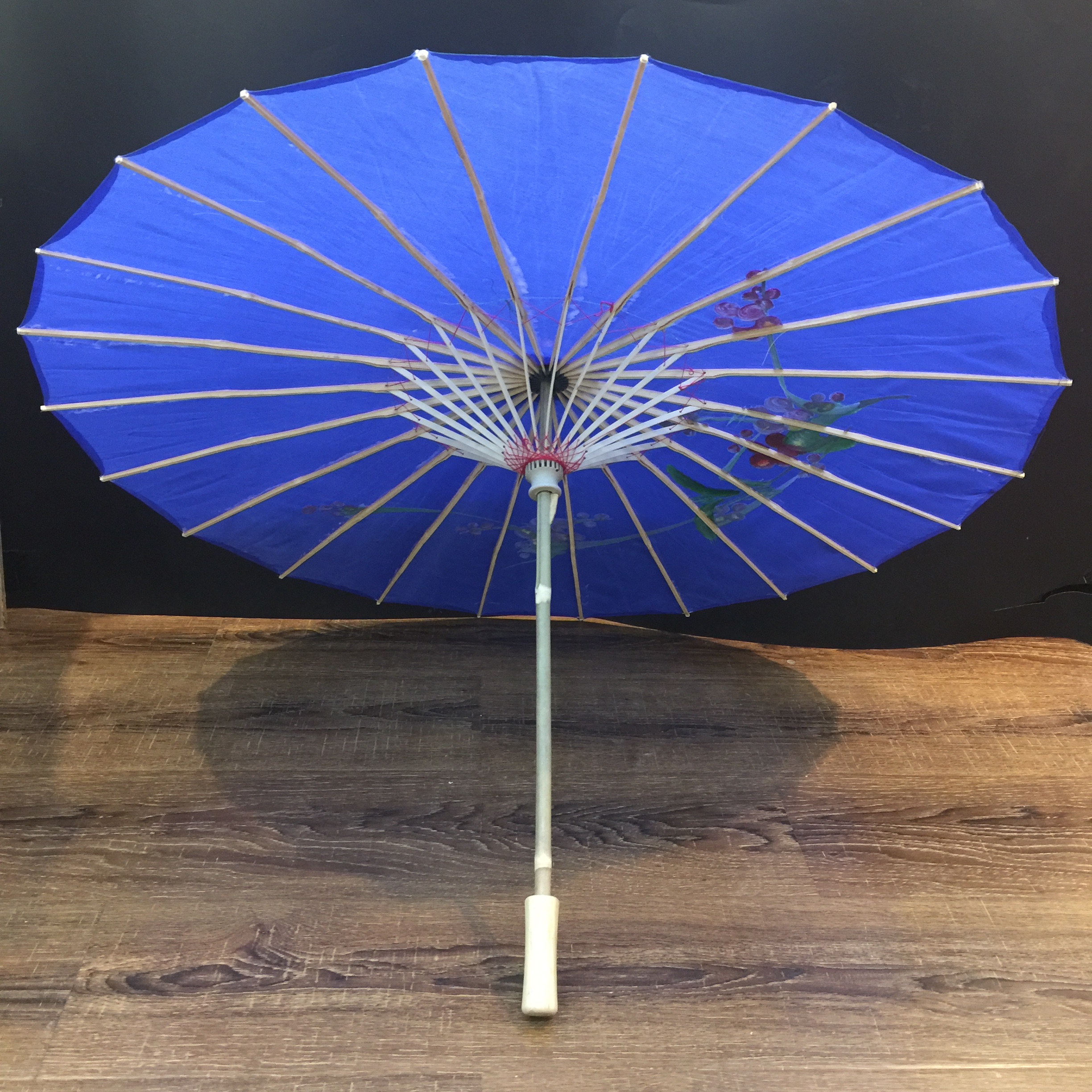 Craft umbrella hand-painted decoration photo ancient style han clothing accessories umbrella Craft umbrella hand-painted decoration photo ancient style han clothing accessories umbrella