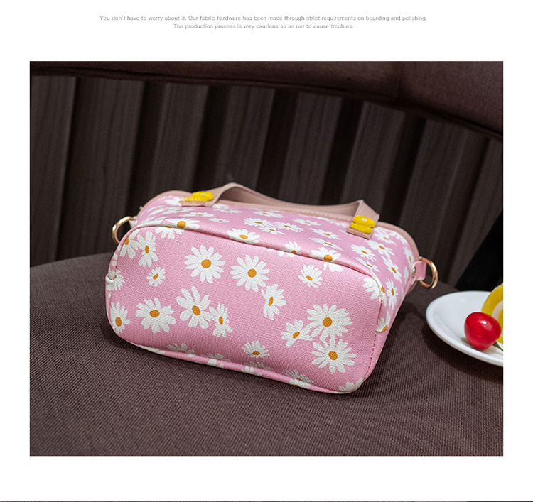 Internet Celebrity Little Daisy Small Square Bag 2021 New Korean Fashion Shoulder Messenger Bag Chrysanthemum Small Handbags Internet Celebrity Little Daisy Small Square Bag 2021 New Korean Fashion Shoulder Messenger Bag Chrysanthemum Small Handbags