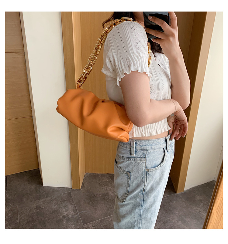 Texture Bags Western Style Handbags 2020 Popular New Fashion Wild Shoulder Underarm Package Portable Clouds Package Texture Bags Western Style Handbags 2020 Popular New Fashion Wild Shoulder Underarm Package Portable Clouds Package