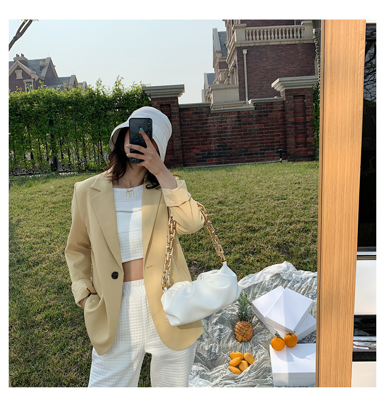 Texture Bags Western Style Handbags 2020 Popular New Fashion Wild Shoulder Underarm Package Portable Clouds Package Texture Bags Western Style Handbags 2020 Popular New Fashion Wild Shoulder Underarm Package Portable Clouds Package