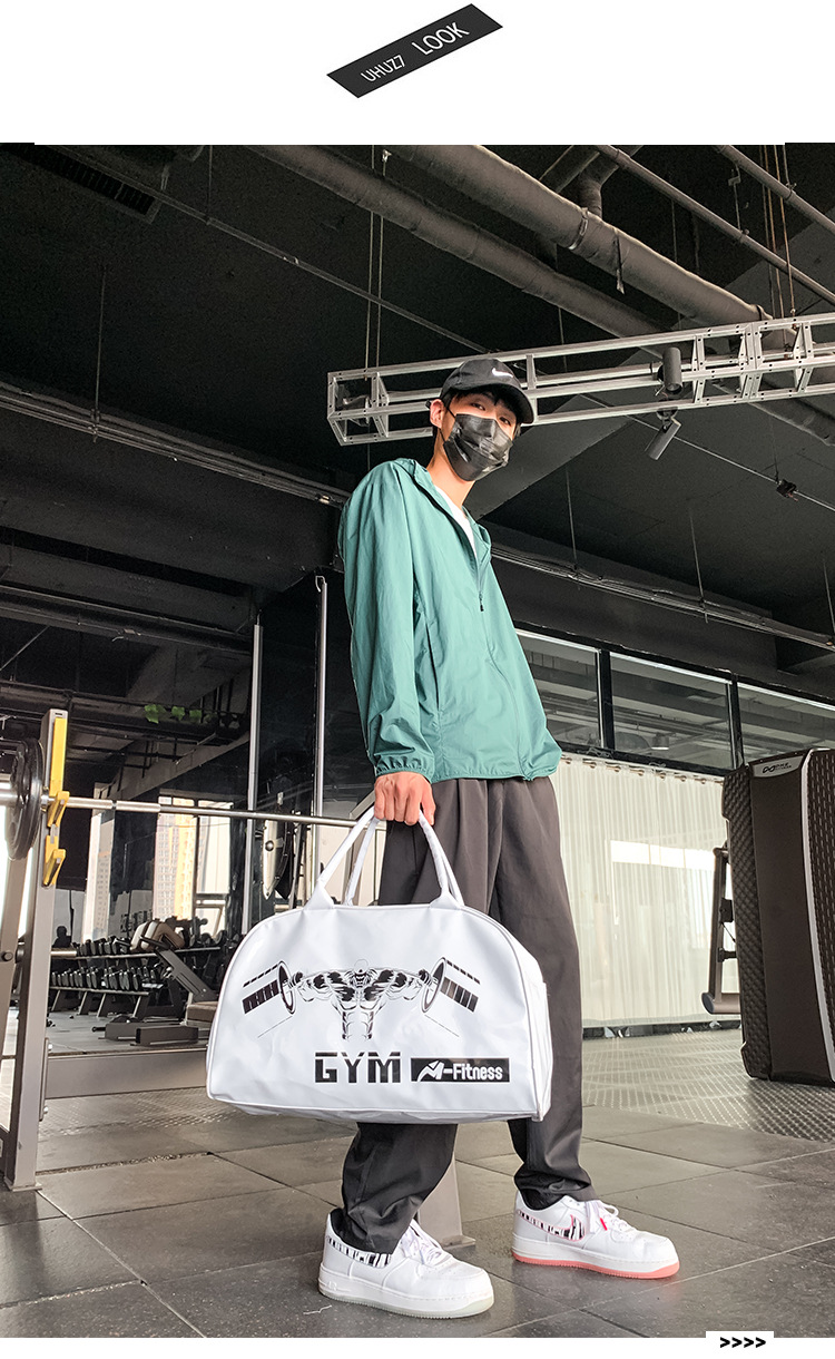 Customizable Gym Bag Fashion PVC Patent Leather Mirror Waterproof Men's and Women's Handbags Gymnastic Valise Factory Direct Sales