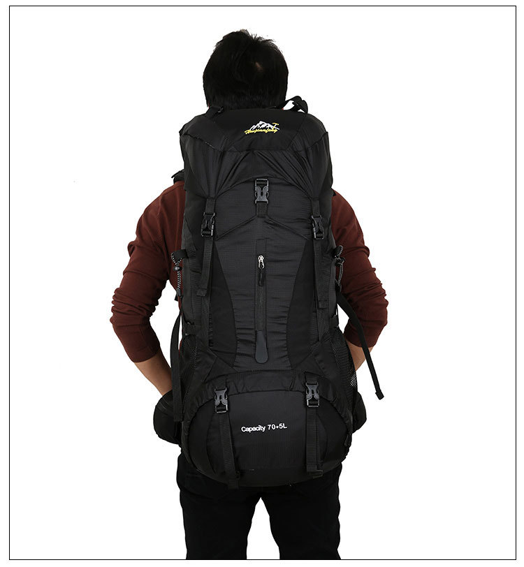 Hu Wai Jian Feng New Professional Mountaineering Bag Outdoor Camping Backpack Large Capacity Casual Fashion Men's and Women's Backpack Hu Wai Jian Feng New Professional Mountaineering Bag Outdoor Camping Backpack Large Capacity Casual Fashion Men's and Women's Backpack