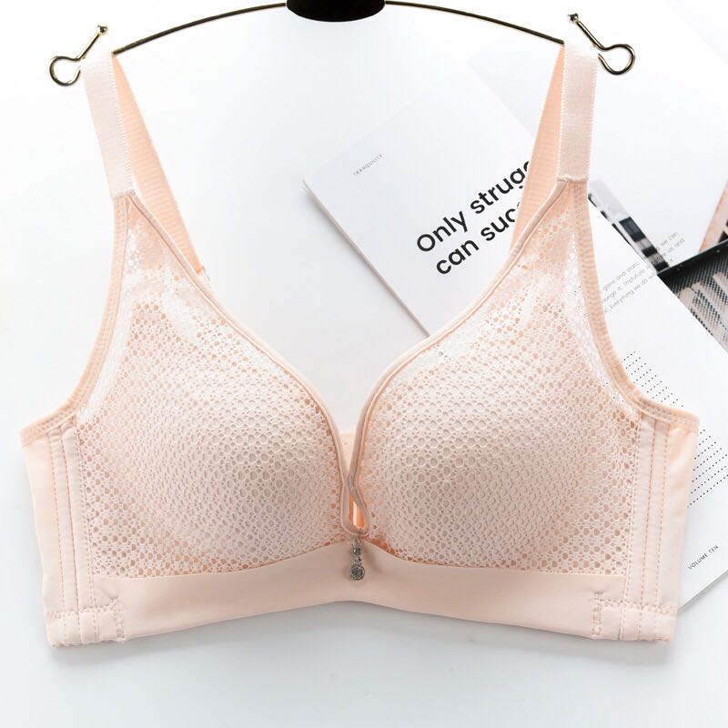 Quality sewing technology series spring/summer 2019 new fashion lace seamless bra small chest thickening gathered Quality sewing technology series spring/summer 2019 new fashion lace seamless bra small chest thickening gathered