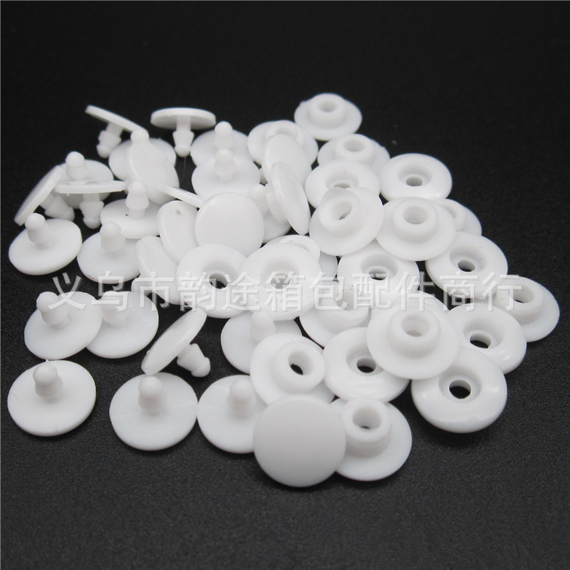 In Stock Direct Selling Plastic Double Snap Button Disposable Snap Stationery Box Letter Buckle Resin Button Snap Fastener