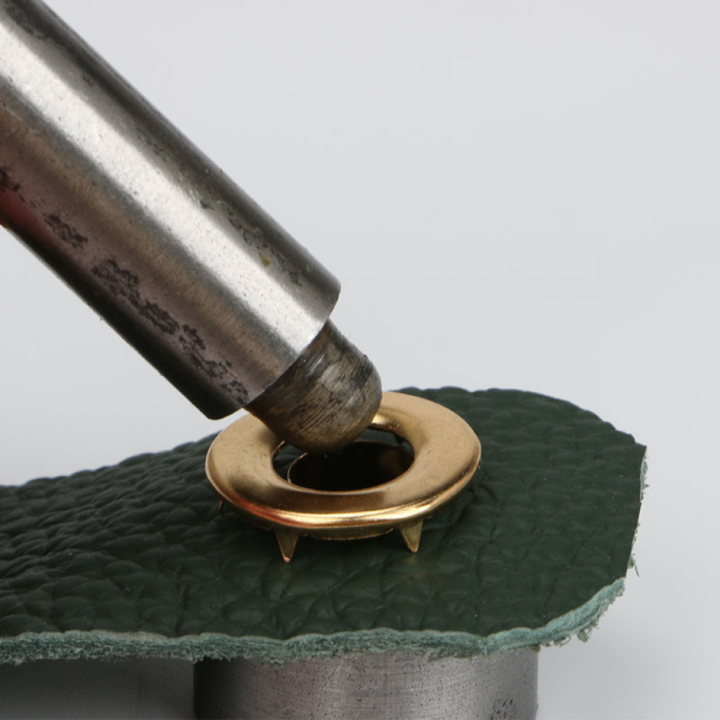 Copper with Claw Eyelet Button Tarpaulin Eyelet Button Special Manual Hand Tapping Tool Hand Pressing Electric Buckle Installation Mold Copper with Claw Eyelet Button Tarpaulin Eyelet Button Special Manual Hand Tapping Tool Hand Pressing Electric Buckle Installation Mold