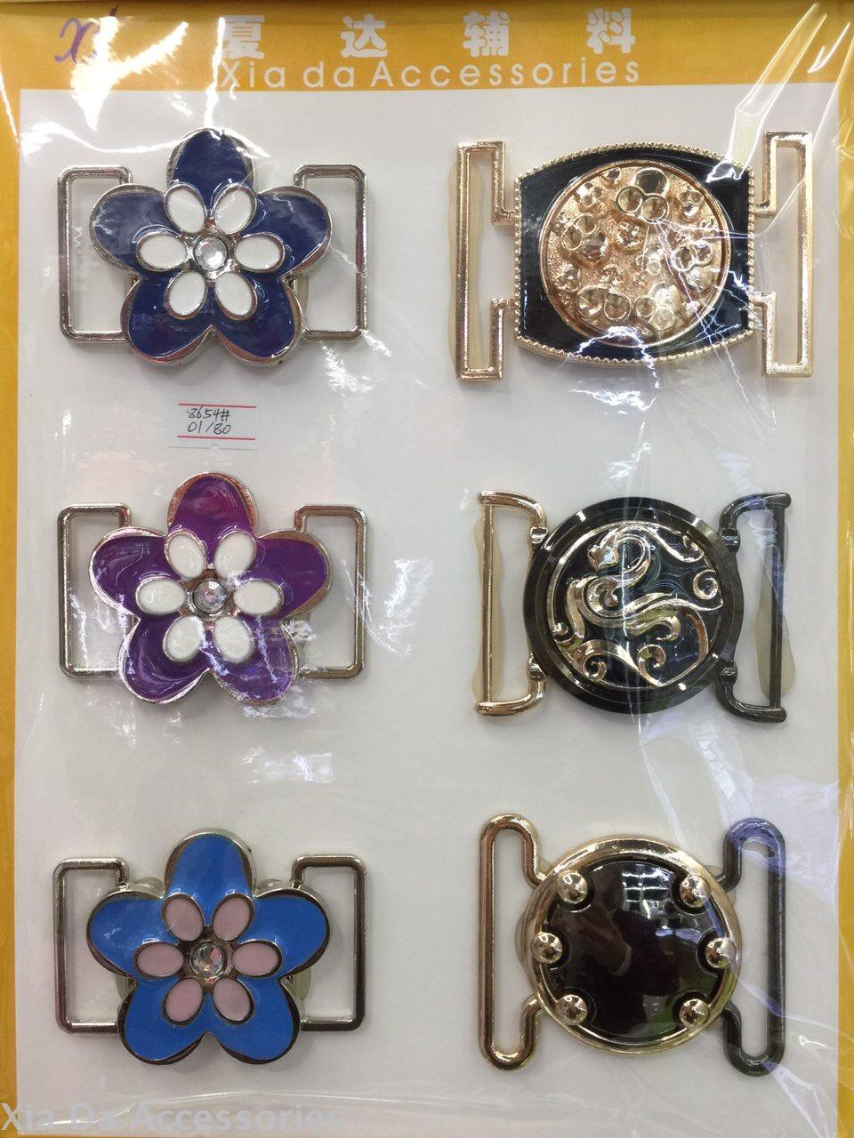 Zinc alloy on the buckle buckle belt buckle belt buckle alloy on the deduction of zinc buckle