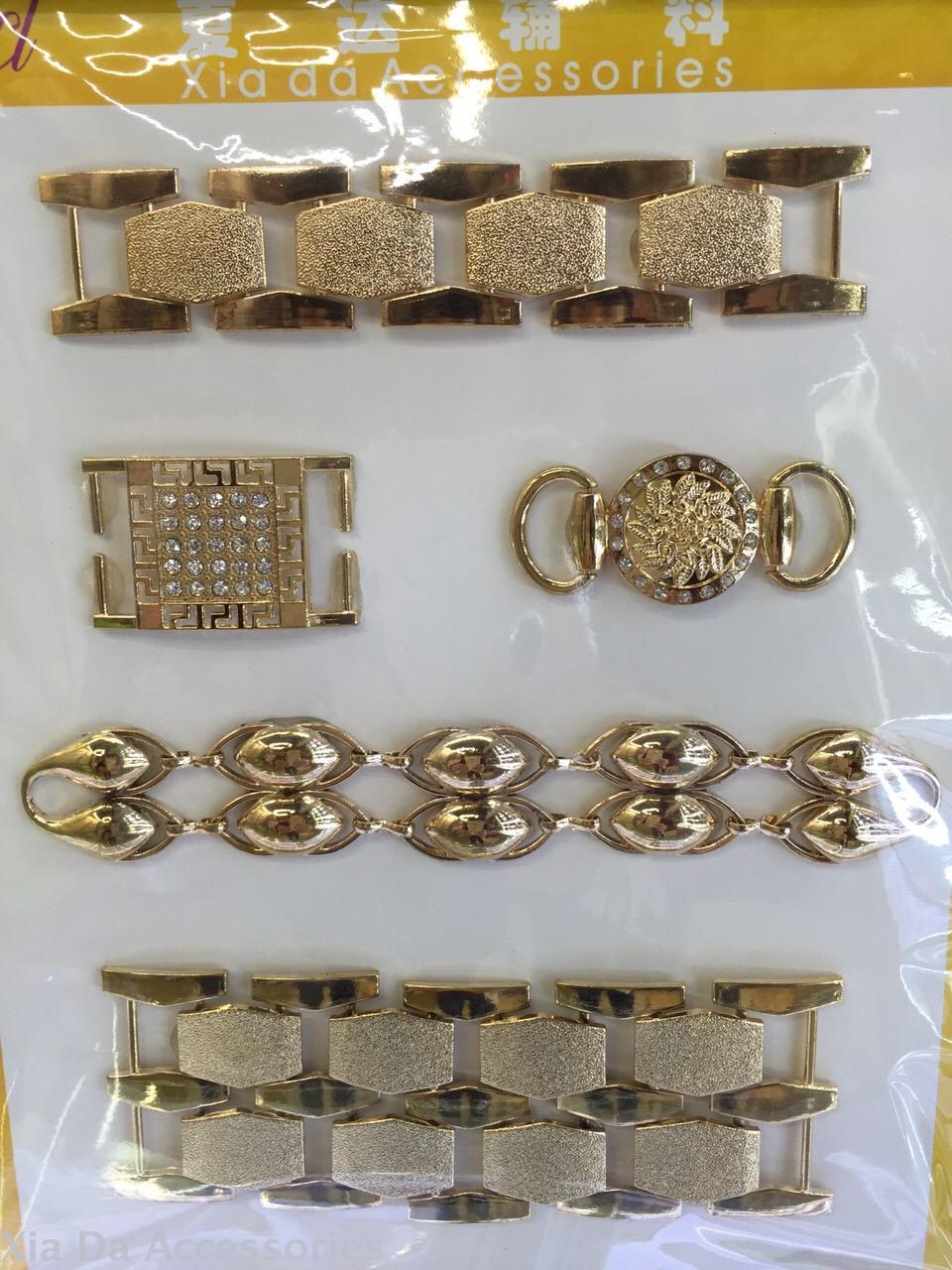 Zinc alloy on the buckle buckle belt buckle belt buckle alloy on the deduction of zinc buckle