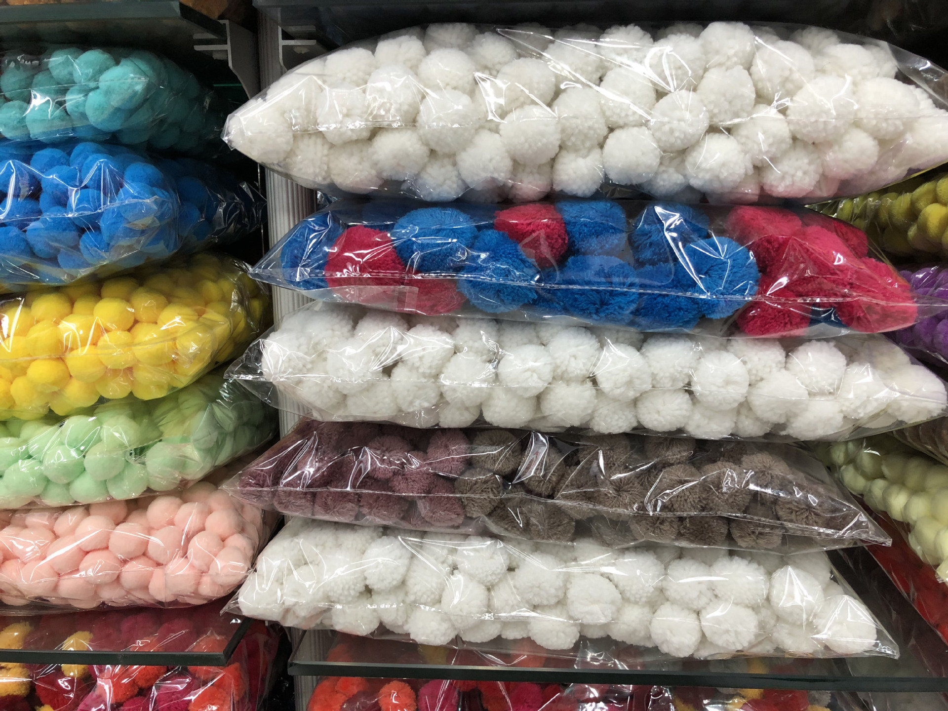 Wholesale color nylon machine repair ball ball high elastic polyester silk wool ball clothing toys diy ball ball