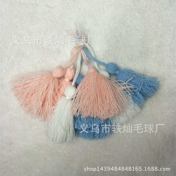 Factory direct sales right angle wool wool ball lace with hand triangle colorful ball hair ball lace accessories Factory direct sales right angle wool wool ball lace with hand triangle colorful ball hair ball lace accessories