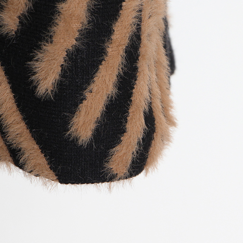Korean Style Loose plus Size Knitwear Women's Clothing 2021 Autumn and Winter New Small Stand Collar Stitching Haima Fur Pullover Sweater Fashion