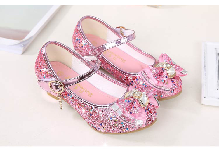Autumn 2020 New Girls Small High Heel Shoes Sequin Shoes Surface Bow Decoration Children's Dance Shoes Autumn 2020 New Girls Small High Heel Shoes Sequin Shoes Surface Bow Decoration Children's Dance Shoes