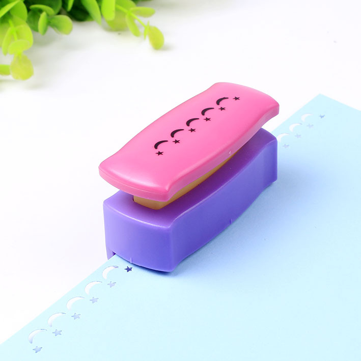 Wholesale: Edge Pattern Knurling Tool Border Craft Punch Lace Cutout Knurling Tool Kindergarten DIY Handmade Material Wholesale: Edge Pattern Knurling Tool Border Craft Punch Lace Cutout Knurling Tool Kindergarten DIY Handmade Material