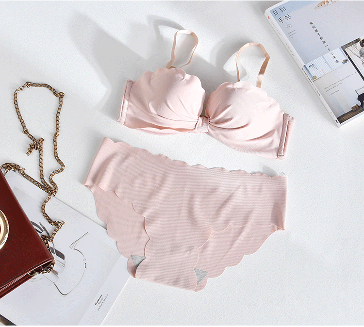 Factory Direct Sales Kasha Bowknot Wave Edge Cross Beauty Back Underwear Women's Half Cup Bra Seamless Wireless Bra Factory Direct Sales Kasha Bowknot Wave Edge Cross Beauty Back Underwear Women's Half Cup Bra Seamless Wireless Bra