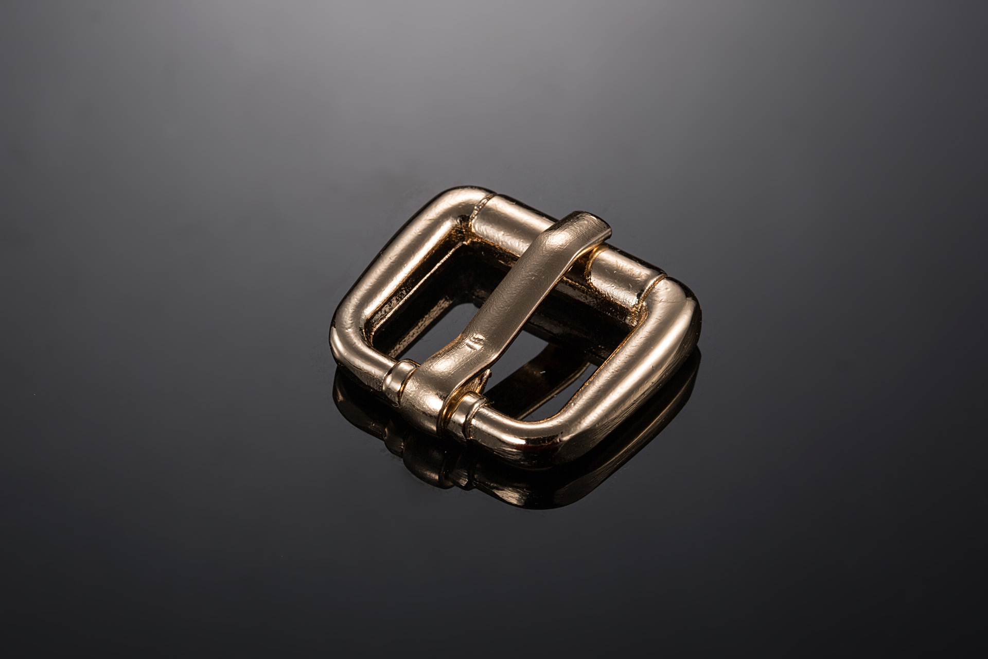 Electroplating Process Pin Buckle Hardware Accessories Box and Bag Hardware Accessories 5 Points Fake Pin Buckle Lock Electroplating Process Pin Buckle Hardware Accessories Box and Bag Hardware Accessories 5 Points Fake Pin Buckle Lock