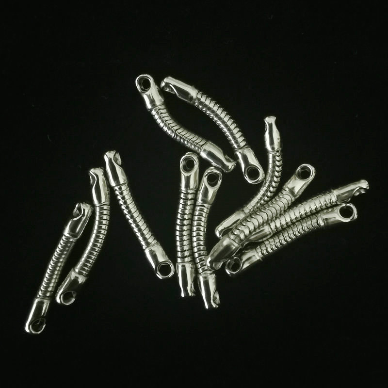 Hip Hop Style Snake Bones Chain Decorative Pendant Silver Necklace Chicken Buckle Bag Necklace Single Chain Clavicle Chain Electroplating Snake Chain