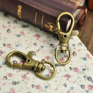 Zinc Alloy Buckle Guangzhou Electroplating 3 Points round Tail Metal Fish Mouth Buckle Hardware Die Casting Snap Hook