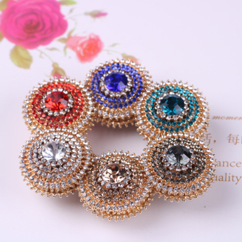 European and American Retro Fashion Big Brooch Shirt Collar Buckle Decorative Pin Magnetic Snap Dual Purpose Brooch Headscarf Fixing Needle