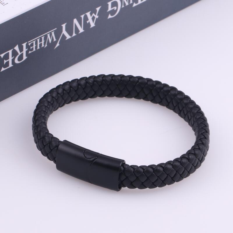2019 European and American Popular Hot Selling Product Black Vintage Bracelet Bracelet Genuine Leather Men's Sand Surface Magnetic Buckle Bracelet 2019 European and American Popular Hot Selling Product Black Vintage Bracelet Bracelet Genuine Leather Men's Sand Surface Magnetic Buckle Bracelet