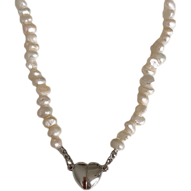 Special-Shaped Freshwater Baroque Pearl Necklace Women&#039;s All-Match Love Magnetic Buckle Design Sense Clavicle Chain Accessories
