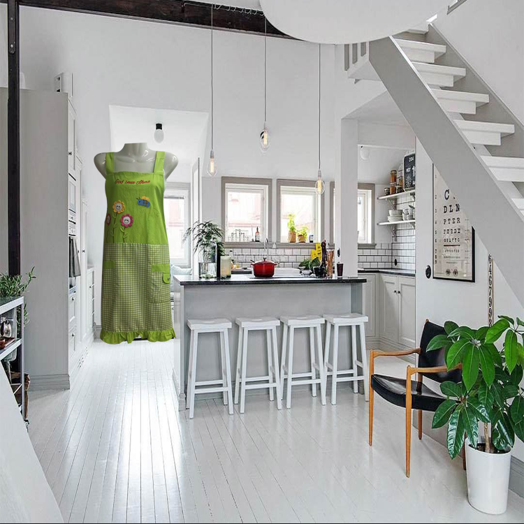 Korean paste cloth embroidery three - dimensional embroidery sunflower household anti - pollution kitchen baking apron