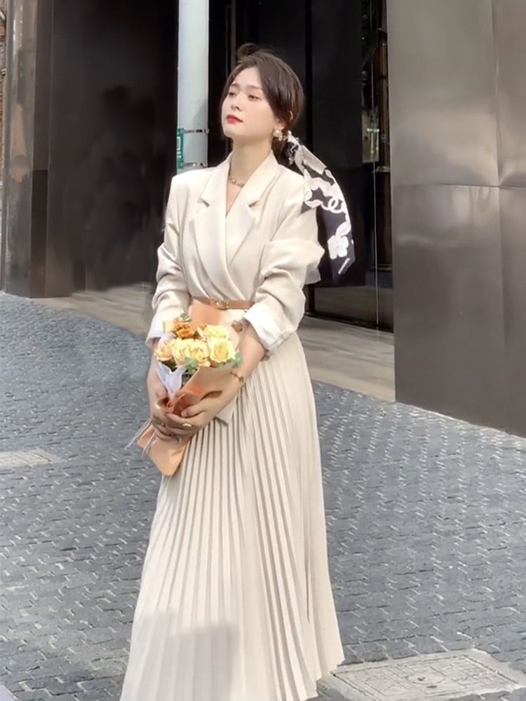 Korean Style Dress Stitching Fake Two-Piece Suit Pleated 2021 Autumn Korean Style Fashion Design Suit Long Skirt
