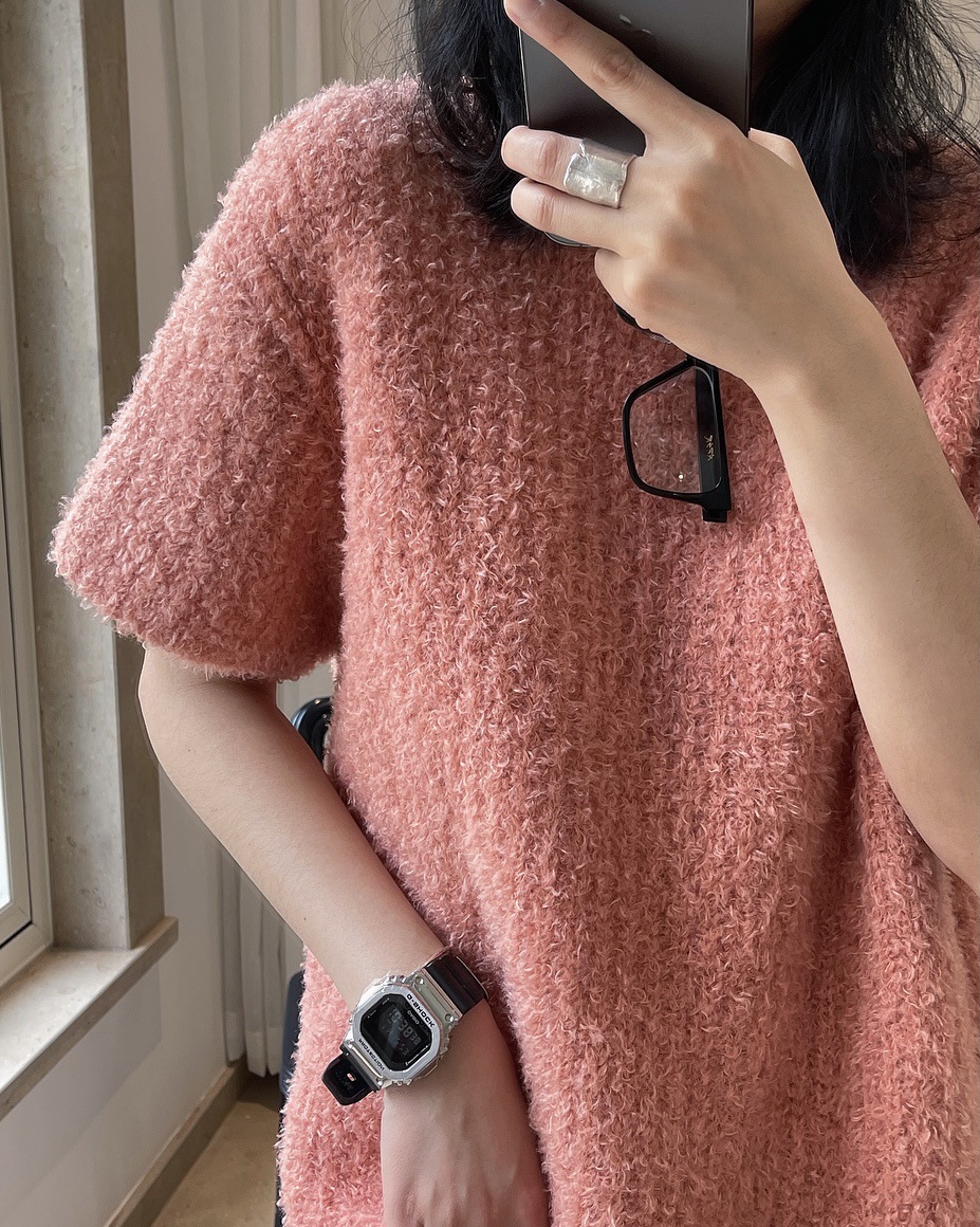 Early Spring New Korean Style Gentle Temperament Pullover Sweater with Short Sleeves Dress Loose Slimming Soft Knitted Dress for Women Early Spring New Korean Style Gentle Temperament Pullover Sweater with Short Sleeves Dress Loose Slimming Soft Knitted Dress for Women