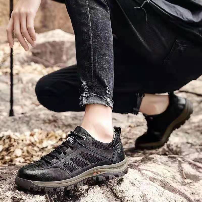 Outdoor Climbing Boots 2021 Autumn and Winter New Breathable Velvet Sport Casual Fashion Trends Leather Shoes Sneakers Men&#039;s Shoes