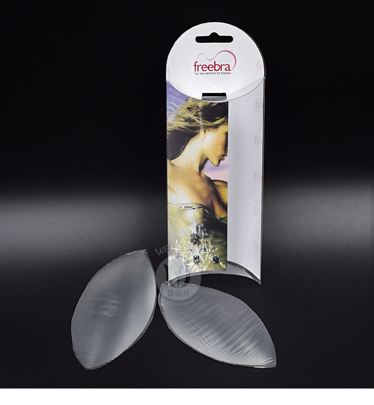The new transparent silicone bra with silicone bra insert is sexy, and The upper part of The bra is attached to The invisible chest. The new transparent silicone bra with silicone bra insert is sexy, and The upper part of The bra is attached to The invisible chest.