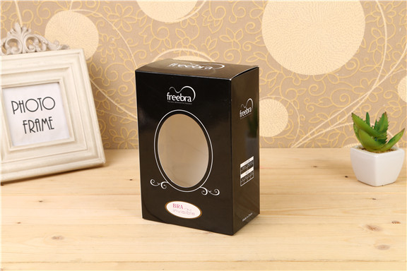 The silicone bra packing box is customized in the inner pocket of the bra. The silicone bra packing box is customized in the inner pocket of the bra.