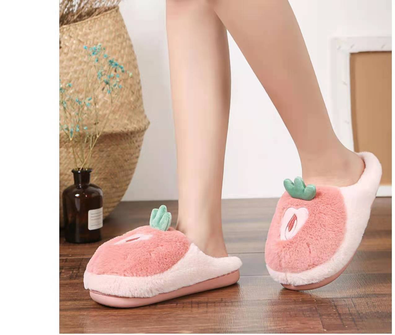 Cotton Slippers Female 2021 Autumn and Winter Cartoon Cute Fruit Fleece-Lined Warm Confinement Home Couple Thickened Non-Slip Men Cotton Slippers Female 2021 Autumn and Winter Cartoon Cute Fruit Fleece-Lined Warm Confinement Home Couple Thickened Non-Slip Men