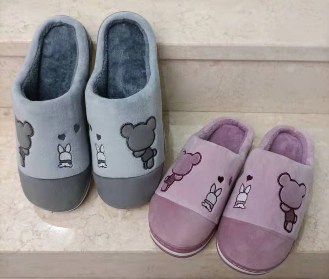 Winter Cotton Slippers Women's plus Size Keep Warm Household Indoor Non-Slip Super Soft Slippers Couple Women's Cotton Shoes