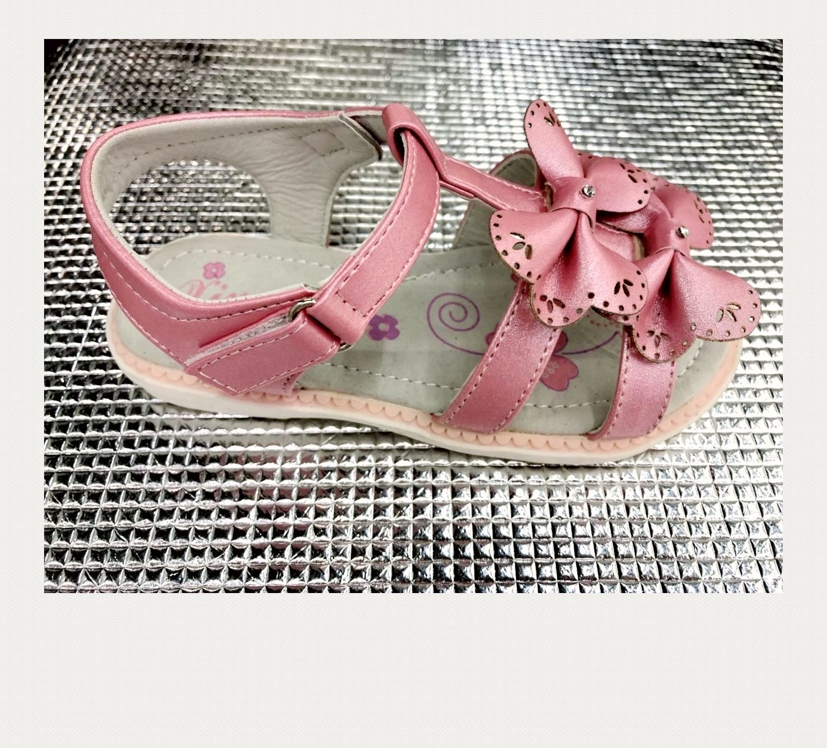 New girl&#039;s beach shoes for 2018
