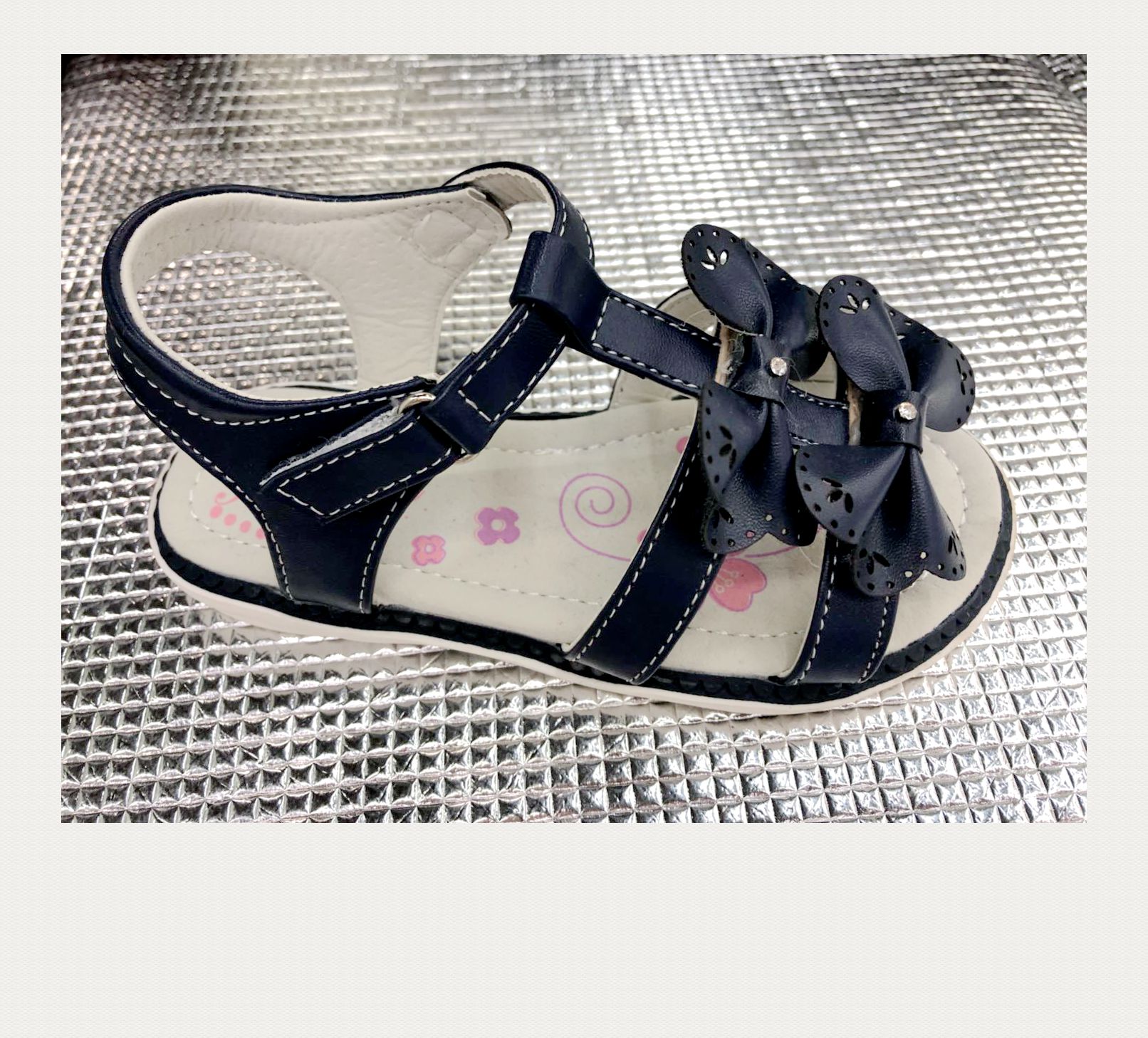 New girl's beach shoes for 2018 New girl's beach shoes for 2018