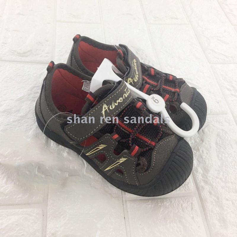 Beach shoes tong tong bao tou sandals toe guard beach shoes outdoor shoes breathing shoes