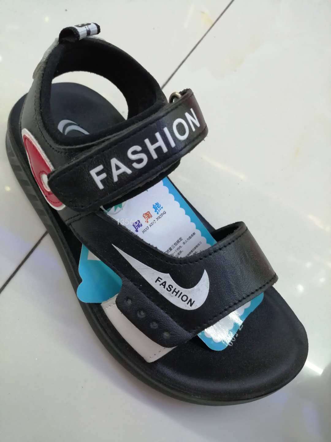 Stock Spot Summer Boys' Leather Soft Bottom Children's Non-Slip Wear-Resistant Beach Shoes Boys' Sports Sandals Stock Spot Summer Boys' Leather Soft Bottom Children's Non-Slip Wear-Resistant Beach Shoes Boys' Sports Sandals