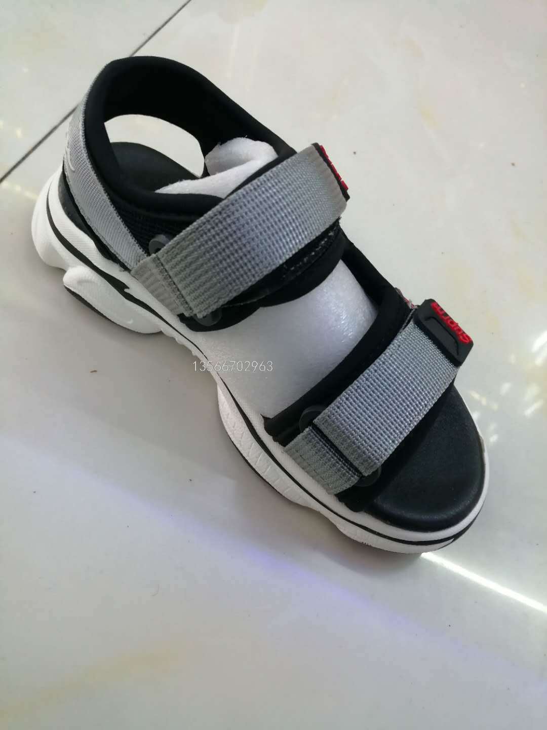 Summer Children's Shoes Korean-Style Boy's Sandals Student's Shoes Casual Non-Slip Beach Shoes Summer Children's Shoes Korean-Style Boy's Sandals Student's Shoes Casual Non-Slip Beach Shoes