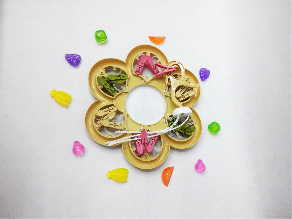 Multi - purpose name plum shape 18 clip hangers underwear and socks drying hangers Multi hangers manufacturers direct sales rs - 5889 Multi - purpose name plum shape 18 clip hangers underwear and socks drying hangers Multi hangers manufacturers direct sales rs - 5889