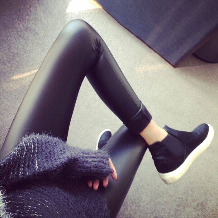 MUJI Leather Pants Fashion Thin Velvet Leather Pants