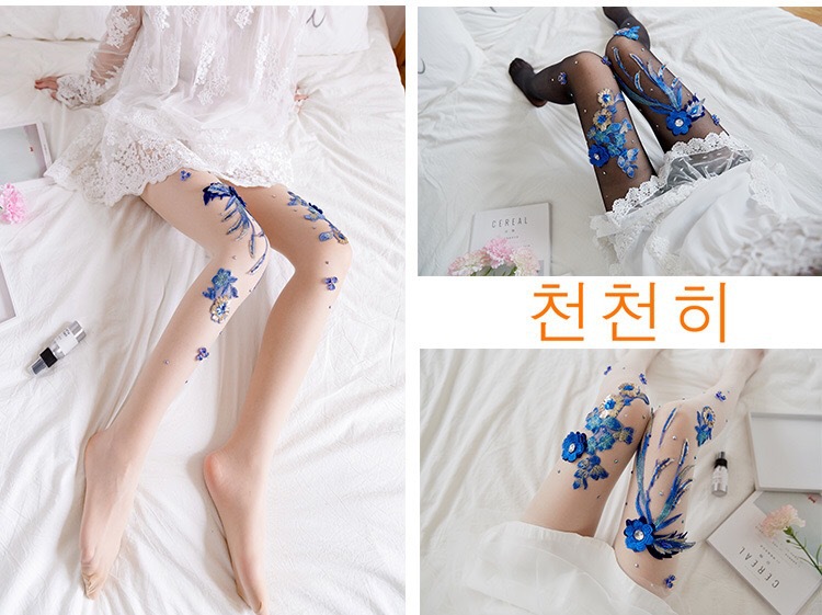 Hand-Embroidered Flowers Style Cherry Blue Enchantress Pattern Anti-Snagging Mask Socks Stockings Pantyhose for Women Hand-Embroidered Flowers Style Cherry Blue Enchantress Pattern Anti-Snagging Mask Socks Stockings Pantyhose for Women