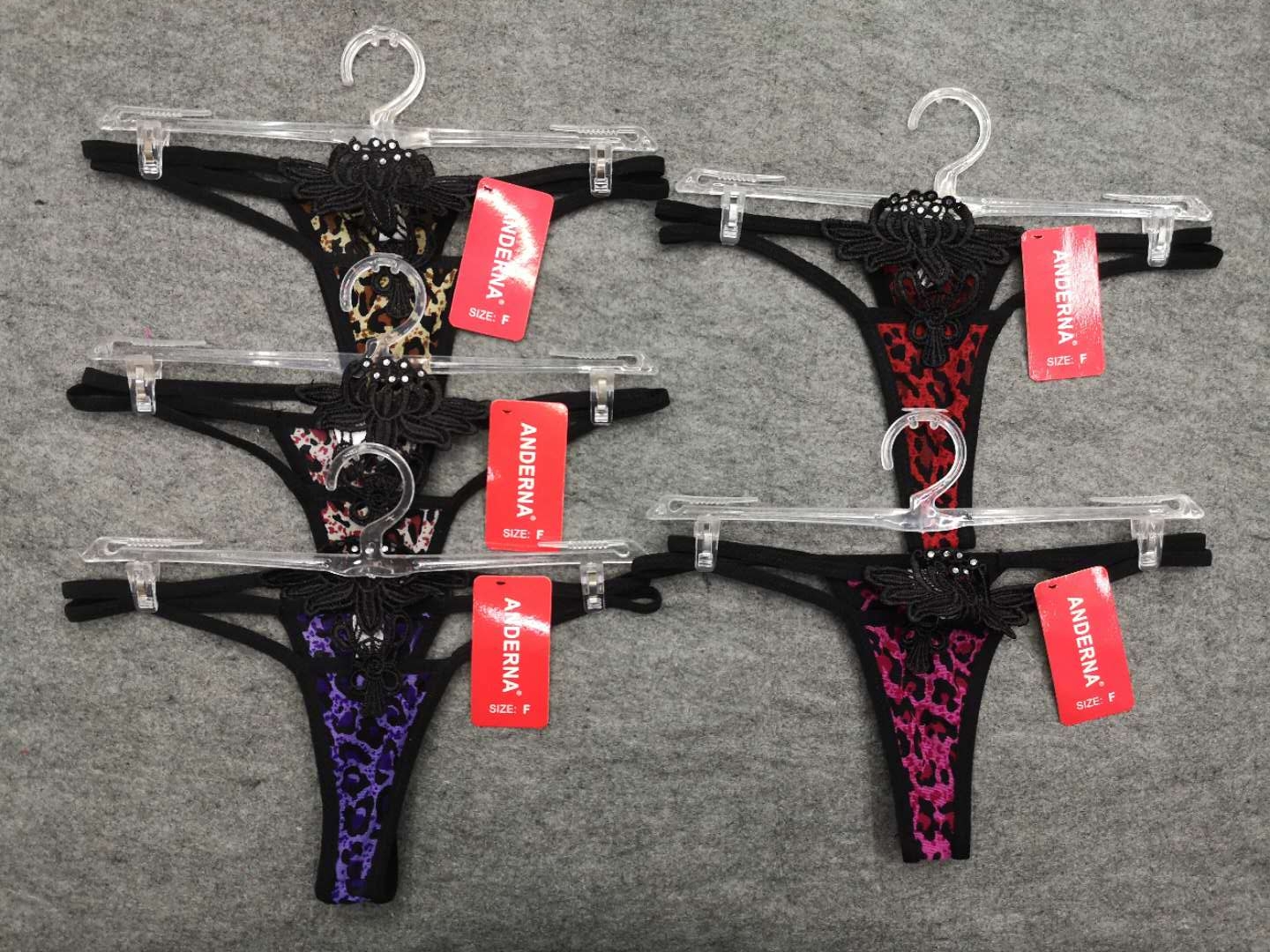 Ultra-Thin Ultra-Sexy Underwear Perspective Girl&#039;s Temptation Hot Low Waist Sexy T-Back Q025#