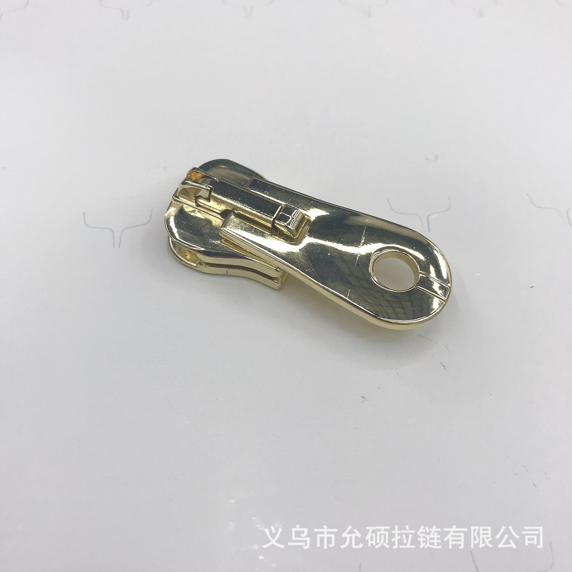 Factory Direct Sales No. 15 Metal Zipper Slider Clothing Shoes and Boots Bags High-End Environmentally Friendly Durable Customized Pull Head