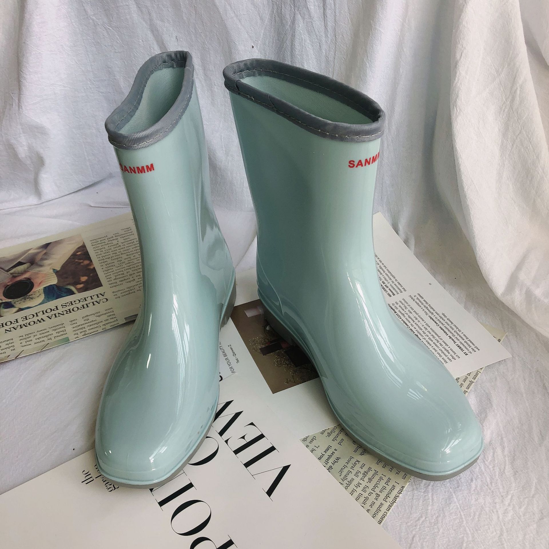Cross-Border Rain Boots Mid-Calf Women's Fashion Solid Color Adult PVC Rain Boots Outdoor Waterproof Ladies Water Shoes Rubber Shoes Cross-Border Rain Boots Mid-Calf Women's Fashion Solid Color Adult PVC Rain Boots Outdoor Waterproof Ladies Water Shoes Rubber Shoes