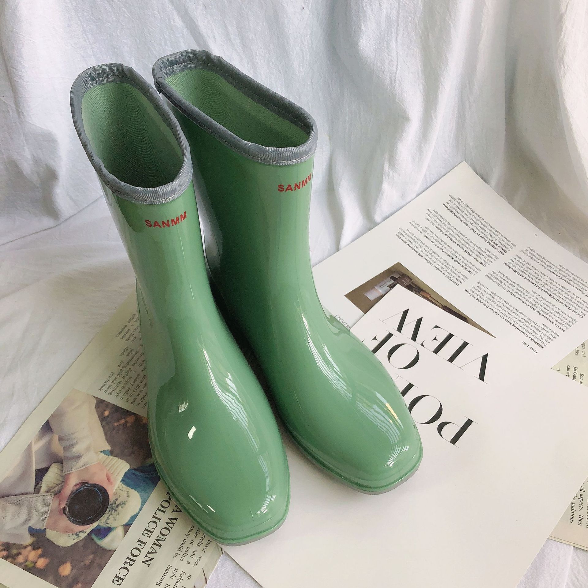 Cross-Border Rain Boots Mid-Calf Women's Fashion Solid Color Adult PVC Rain Boots Outdoor Waterproof Ladies Water Shoes Rubber Shoes Cross-Border Rain Boots Mid-Calf Women's Fashion Solid Color Adult PVC Rain Boots Outdoor Waterproof Ladies Water Shoes Rubber Shoes