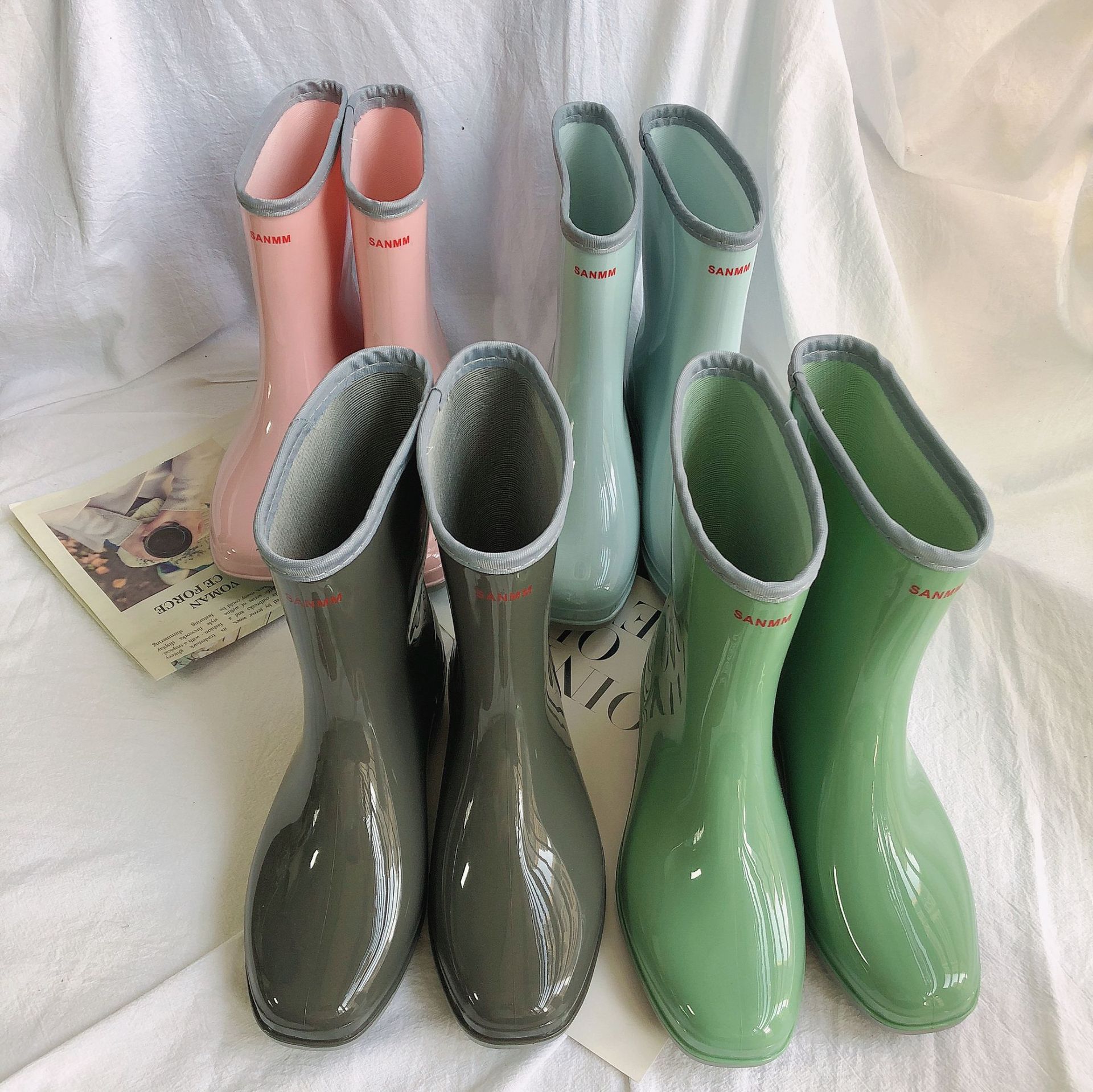 Cross-Border Rain Boots Mid-Calf Women's Fashion Solid Color Adult PVC Rain Boots Outdoor Waterproof Ladies Water Shoes Rubber Shoes Cross-Border Rain Boots Mid-Calf Women's Fashion Solid Color Adult PVC Rain Boots Outdoor Waterproof Ladies Water Shoes Rubber Shoes