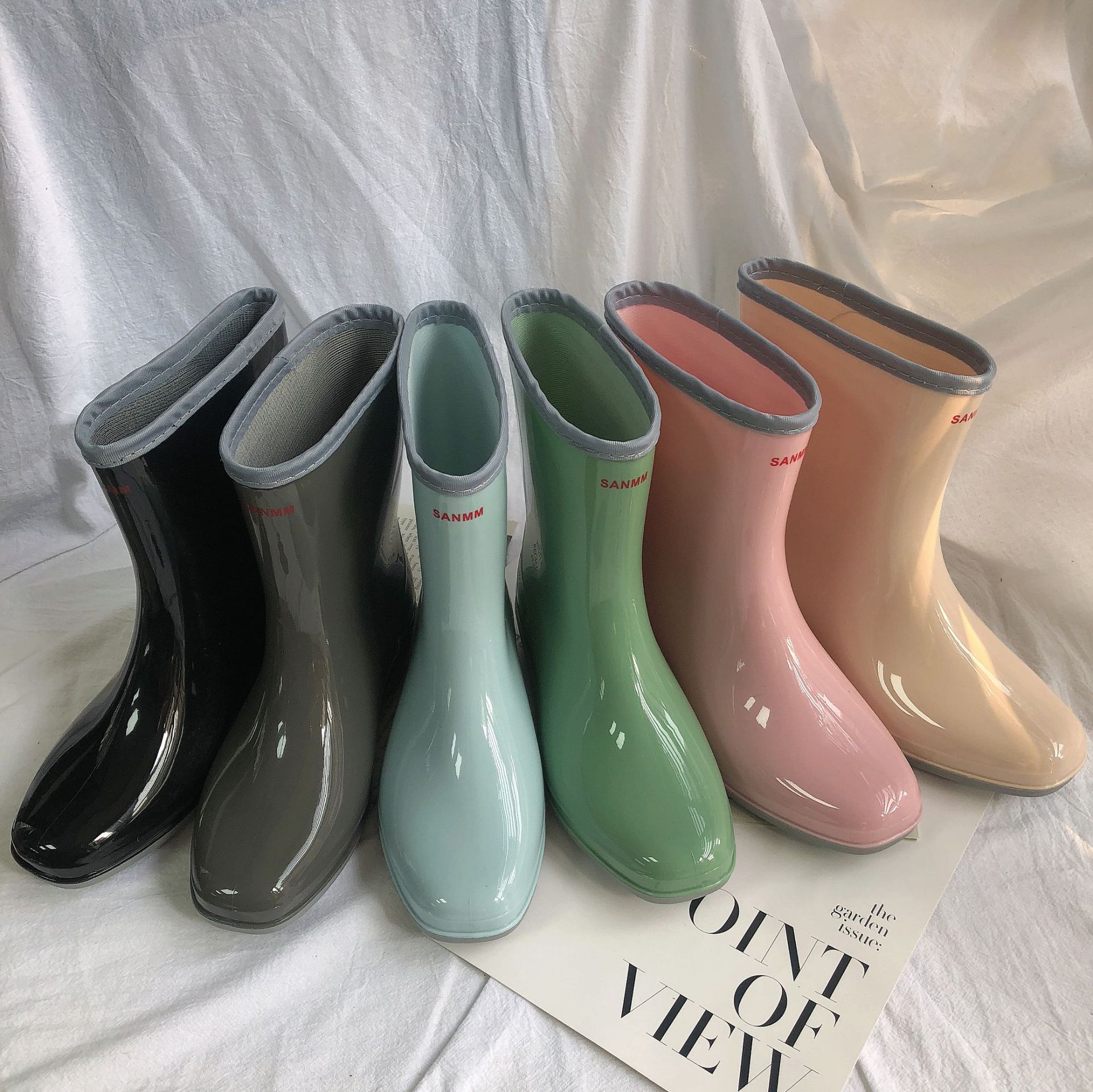 Cross-Border Rain Boots Mid-Calf Women's Fashion Solid Color Adult PVC Rain Boots Outdoor Waterproof Ladies Water Shoes Rubber Shoes Cross-Border Rain Boots Mid-Calf Women's Fashion Solid Color Adult PVC Rain Boots Outdoor Waterproof Ladies Water Shoes Rubber Shoes
