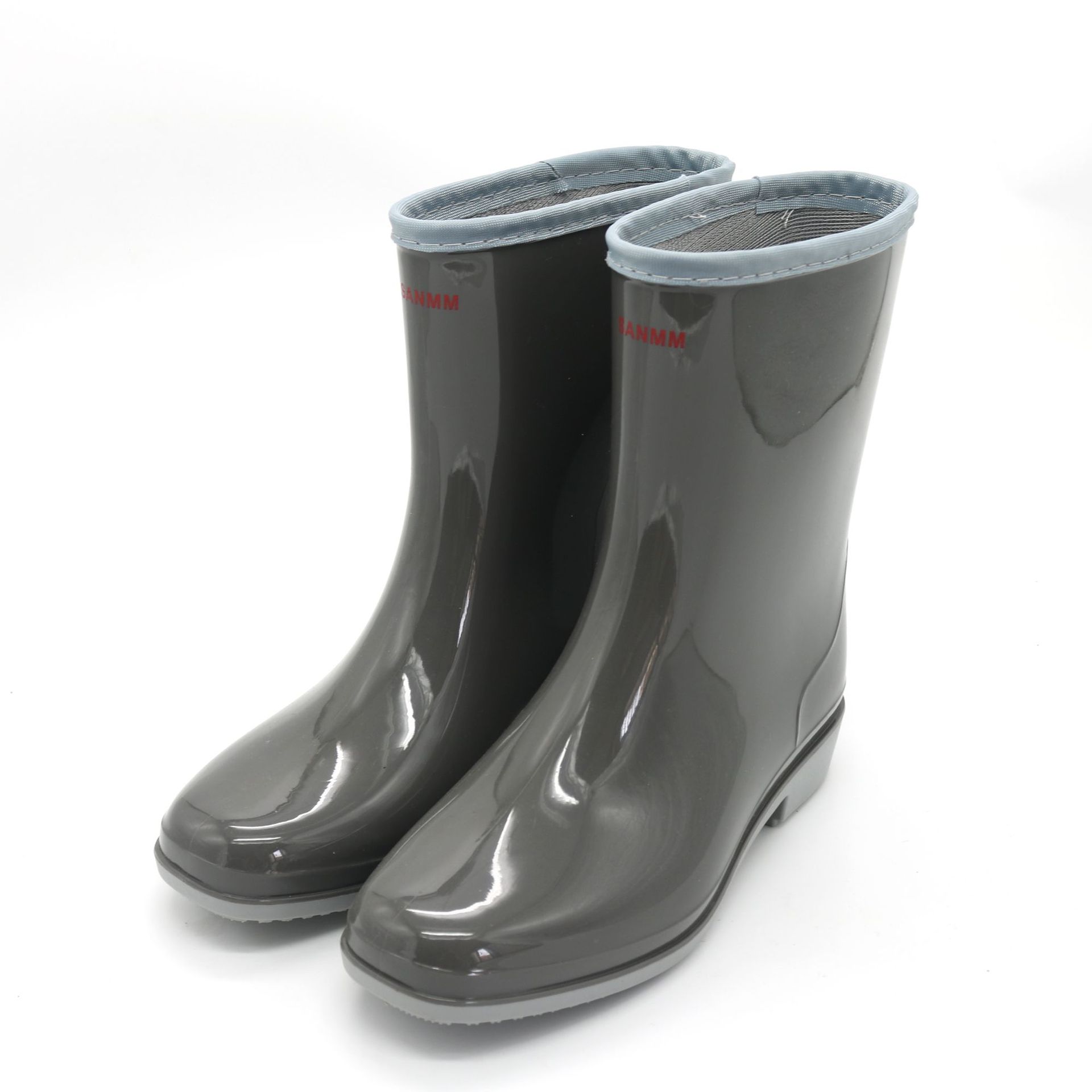 Cross-Border Rain Boots Mid-Calf Women's Fashion Solid Color Adult PVC Rain Boots Outdoor Waterproof Ladies Water Shoes Rubber Shoes Cross-Border Rain Boots Mid-Calf Women's Fashion Solid Color Adult PVC Rain Boots Outdoor Waterproof Ladies Water Shoes Rubber Shoes