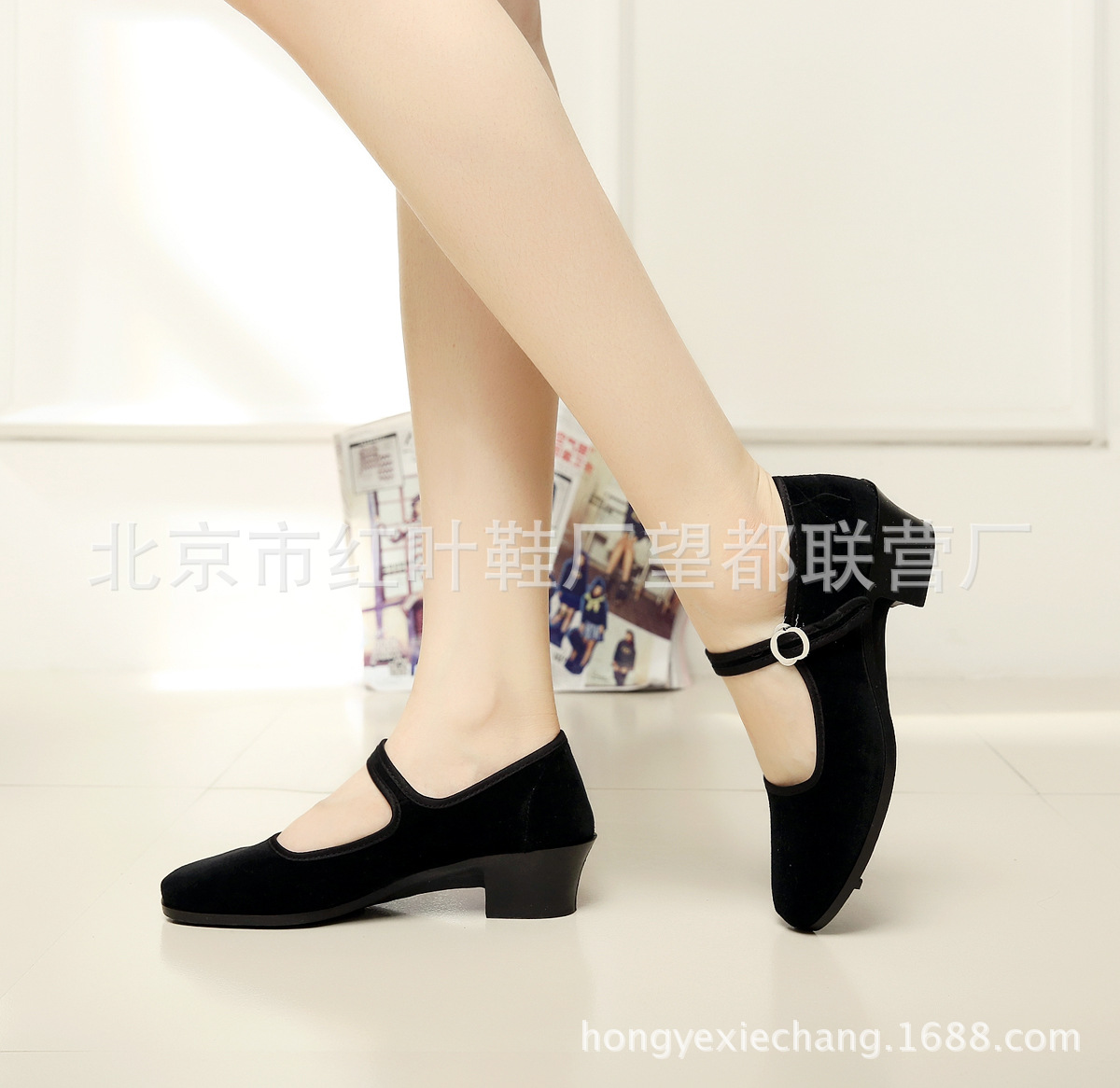 Old Beijing Cloth Shoes Women's Flat Cloth Shoes Mid Heel Flat Velvet Black Tie Dancing Shoes Hotel Work Shoes Wholesale